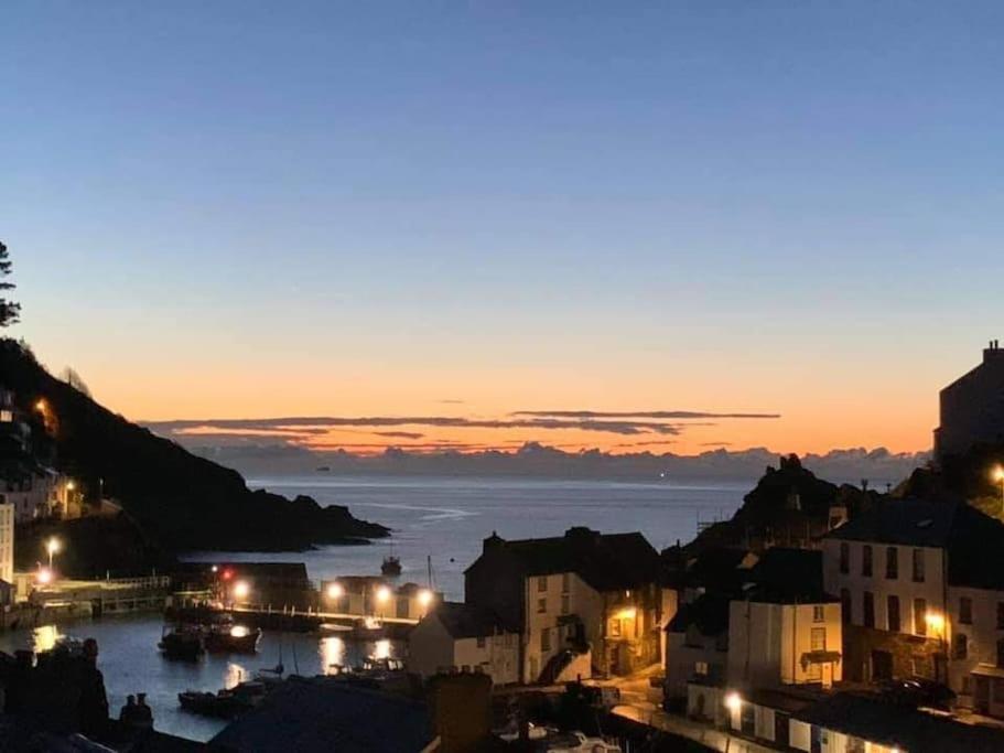 Bijou Coastal Apartment In Polperro With Hot Tub Onsite Parking Downhill Walk To Village Exterior foto